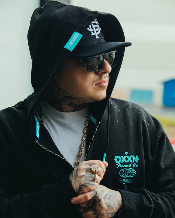 Aqua Tech Zip Up - Black For Sale - Image 2